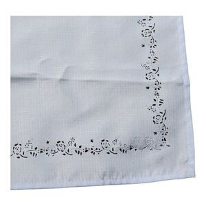 Vintage Blue Linen Roses Floral Garland Cutout Work Luncheon Tablecloth 51x69